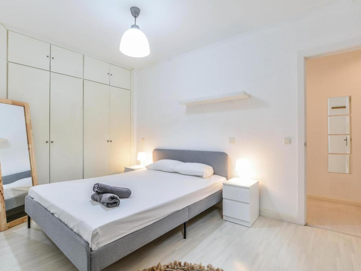 Apartamento Cava Baja Alquiler Temporal Madrid Dış mekan fotoğraf